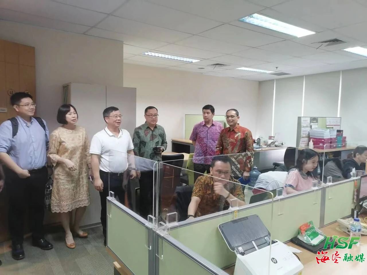 包洪文一行到KM公司调研。。。。。。